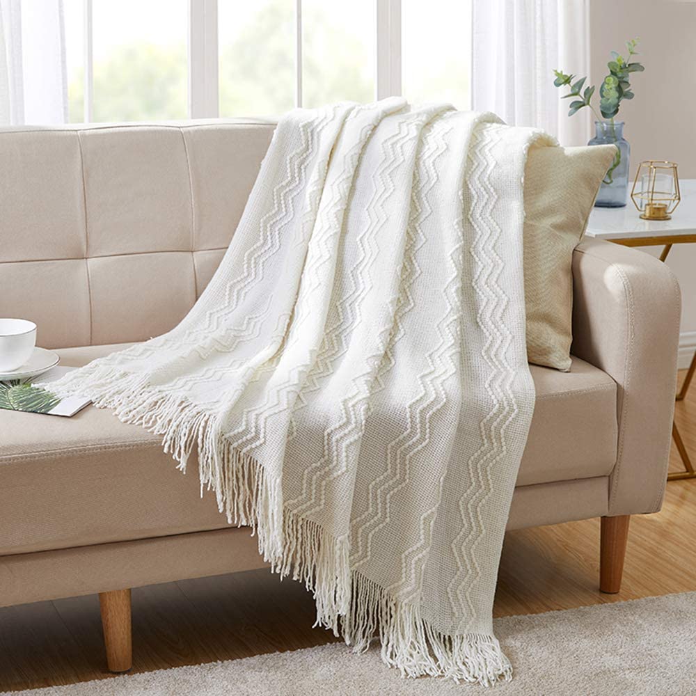 Bourina Soft Throw Blanket