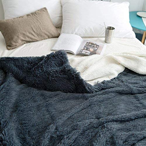 Qbedding Faux Fur Throw Blanket